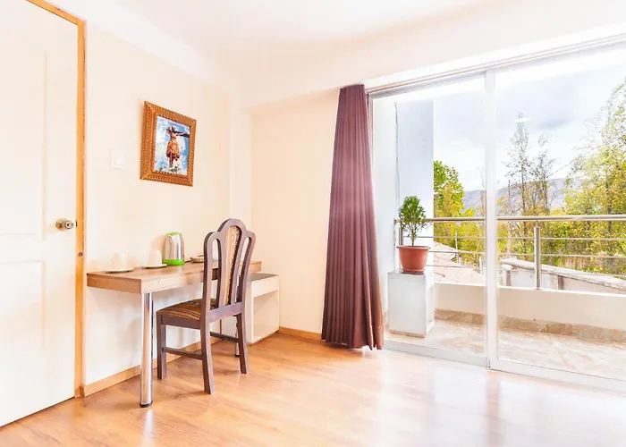 Casa Piscina 23 Pax Wifi Parking ホテル